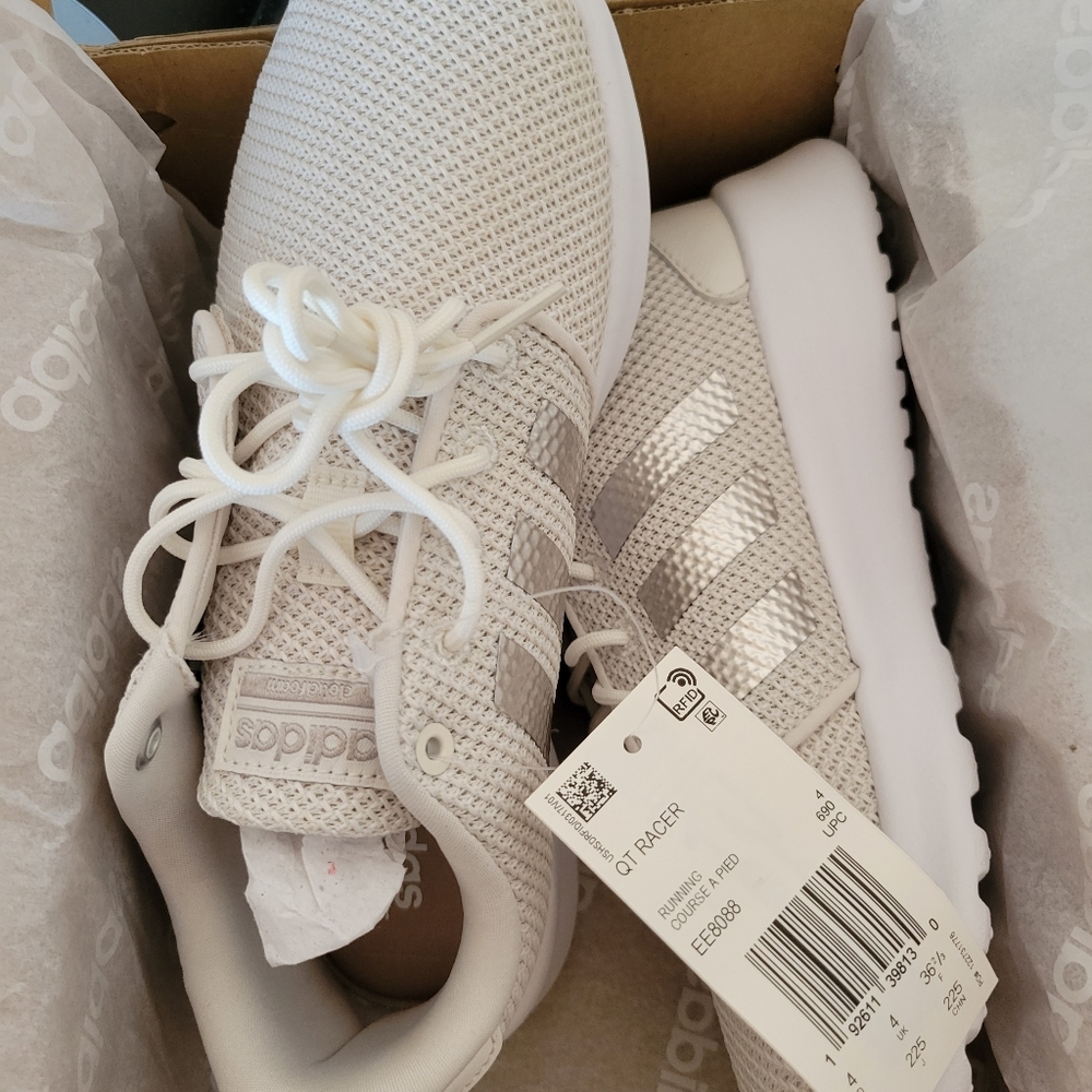 Adidas Cloudfoam QT Racer Running Shoe - Picture 3 of 7